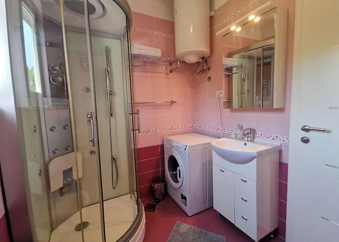 Apartman 50m Vom Entfernt By Interhome