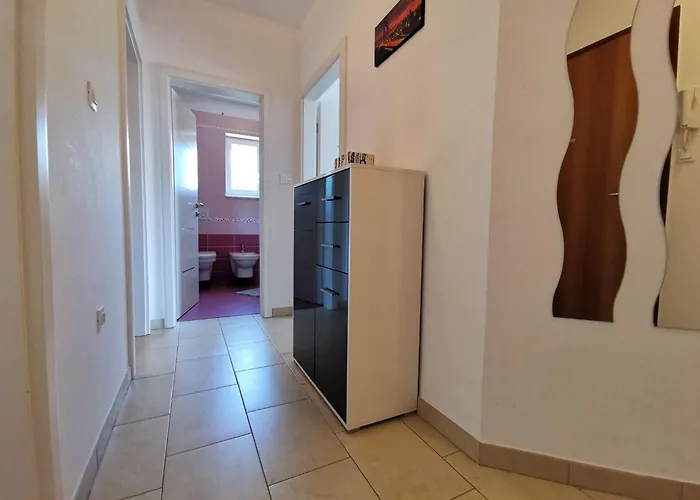 50m Vom Entfernt By Interhome Apartman Dramalj